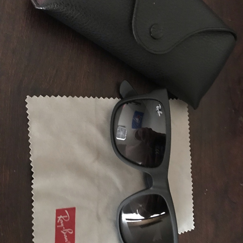 Ray-Ban Justin Sunglasses